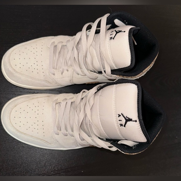 Nike air Jordan 1 mid SE Brown Elephant size 10 - Picture 3 of 7